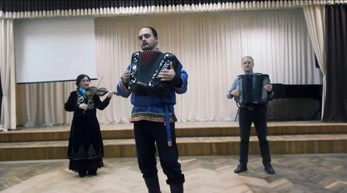 Гармонист Александр Трусов Гармонист Александр Трусов