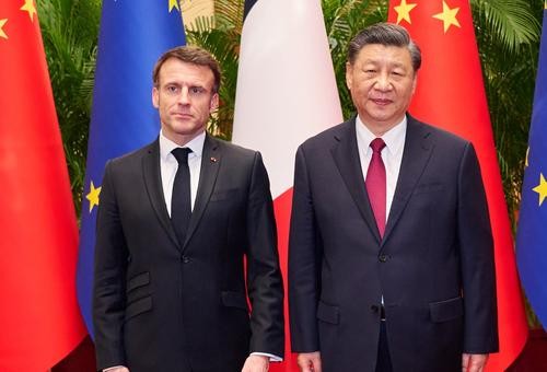 Си Цзиньпин заявил Макрону, что Китай не хочет эскалации на Украине Си Цзиньпин заявил Макрону, что Китай не хочет эскалации на Украине