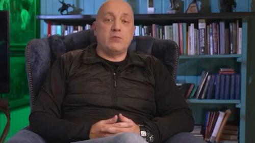 Захар Прилепин: "пока мы их поколенчески не сменим, я не жду переустройства России" Захар Прилепин: "пока мы их поколенчески не сменим, я не жду переустройства России"