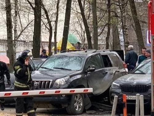 Экс-сотрудник СБУ, чью машину взорвали в Москве, уверен в причастности Киева Экс-сотрудник СБУ, чью машину взорвали в Москве, уверен в причастности Киева