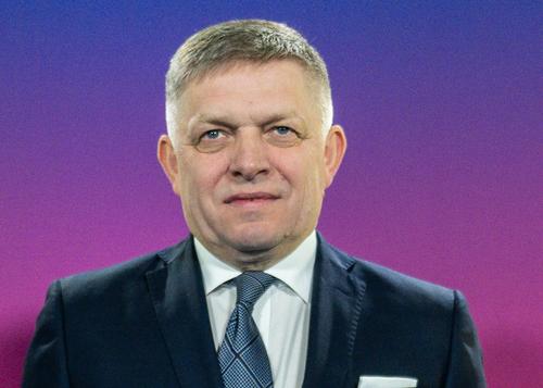 Фицо обсудит с главой ЕК продолжение транзита газа для Словакии через Украину Фицо обсудит с главой ЕК продолжение транзита газа для Словакии через Украину
