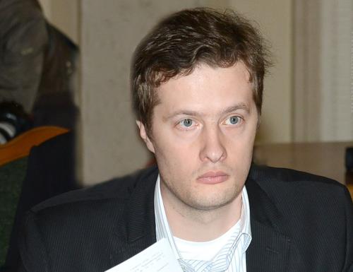 Имущество сына Порошенко* арестовано из-за уклонения от службы в ВСУ