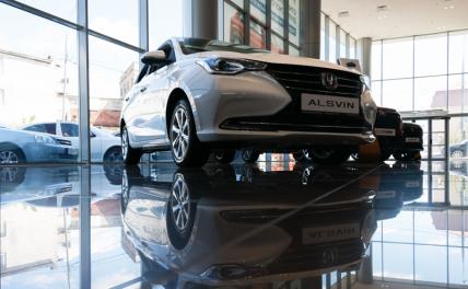 Китайский автомобиль обязан подешеветь, но сам он об этом не знает Китайский автомобиль обязан подешеветь, но сам он об этом не знает