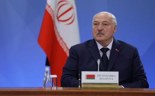 Лукашенко: Белоруссия готова разместить у себя 10 ракетных комплексов &laquo;Орешник&raquo;  